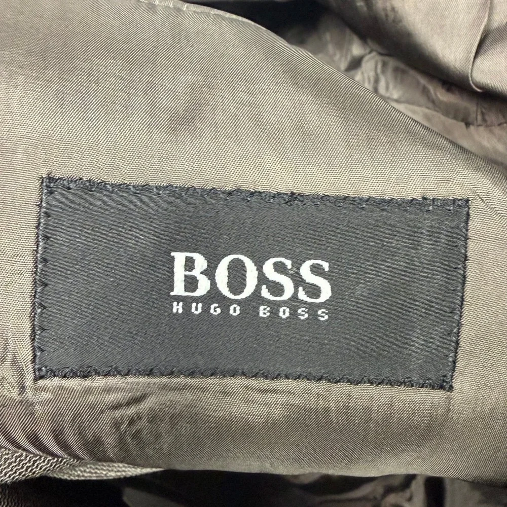 Hugo Boss Mens 44R Suit Brown Wool 3 Button Blazer Pleated Cuffed Pants USA Made